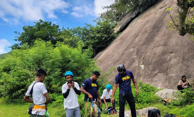 हिमालय अभियान पर निकली जशपुर की युवा टीम