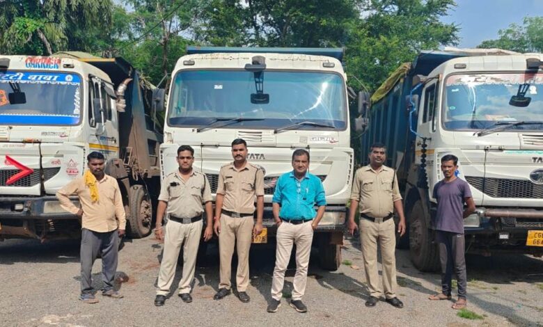रेत, गिट्टी एवं मुरम के अवैध परिवहन पर खनिज विभाग की बड़ी कार्रवाई- 13 हाईवा जब्त