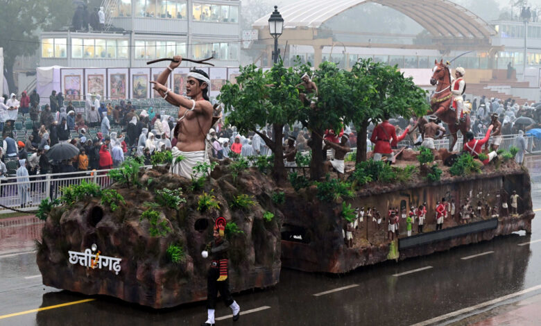 देश के पहले जनजातीय डिजिटल संग्रहालय की थीम पर कर्तव्य पथ पर सजी छत्तीसगढ़ की झांकी: फुल ड्रेस रिहर्सल में छत्तीसगढ़ की झांकी ने दिखाई जनजातीय संस्कृति की जीवंत झलक….