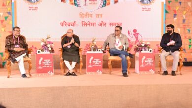 रायपुर साहित्य उत्सव में समाज और सिनेमा विषय पर केंद्रित रोचक परिचर्चा में उमड़ी श्रोताओं की भीड़…