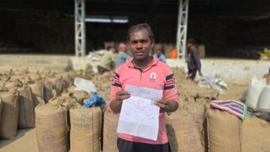 डिजिटल तकनीक से धान विक्रय हुआ आसान, किसान ज्योति प्रकाश ने घर बैठे काटा टोकन…. डिजिटल तकनीक से धान विक्रय हुआ आसान, किसान ज्योति प्रकाश ने घर बैठे काटा टोकन….