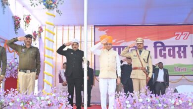 कबीरधाम में उत्साह और उमंग के साथ मनाया गया 77 वां गणतंत्र दिवस: उद्योग मंत्री लखनलाल देवांगन……