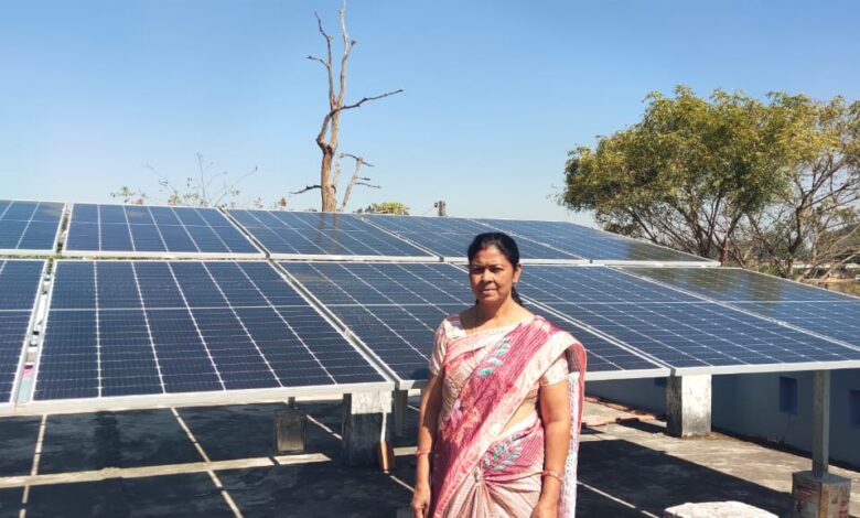 पीएम सूर्य घर योजना के क्रियान्वयन में कोंडागांव जिले की उल्लेखनीय उपलब्धि : 500 रूफटॉप सोलर संयंत्र स्थापना का लक्ष्य सफलतापूर्वक पूर्ण…. पीएम सूर्य घर योजना के क्रियान्वयन में कोंडागांव जिले की उल्लेखनीय उपलब्धि : 500 रूफटॉप सोलर संयंत्र स्थापना का लक्ष्य सफलतापूर्वक पूर्ण….