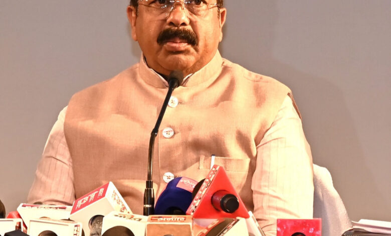 प्रत्येक ग्रामीण परिवार को सुरक्षित, शुद्ध एवं सतत पेयजल उपलब्ध कराना सरकार का लक्ष्य : उपमुख्यमंत्री अरुण साव….