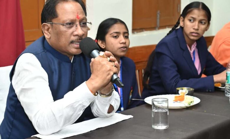 शिक्षा के बिना मानव जीवन अधूरा: मुख्यमंत्री विष्णुदेव साय…..
