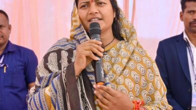 सड़कें बनेंगी विकास का आधार: मंत्री श्रीमती लक्ष्मी राजवाड़े ने सूरजपुर में 15.50 करोड़ के कार्यों का किया शुभारंभ… सड़कें बनेंगी विकास का आधार: मंत्री श्रीमती लक्ष्मी राजवाड़े ने सूरजपुर में 15.50 करोड़ के कार्यों का किया शुभारंभ…