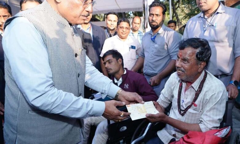 संवेदनशील शासन की मिसाल: जनदर्शन में मुख्यमंत्री विष्णु देव साय ने मौके पर सुलझाईं समस्याएँ…..