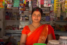 पिंकी मुद्रा लोन से बनी आत्मनिर्भर : स्व-सहायता समूह की महिलाओं के लिए बनी प्रेरणा….