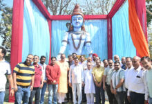 18 फीट ऊंचे शिव प्रतिमा का उद्योग मंत्री लखन लाल देवांगन ने पूजन अर्चना कर किया अनावरण, विभिन्न धार्मिक अनुष्ठानों में हुए सम्मिलित….