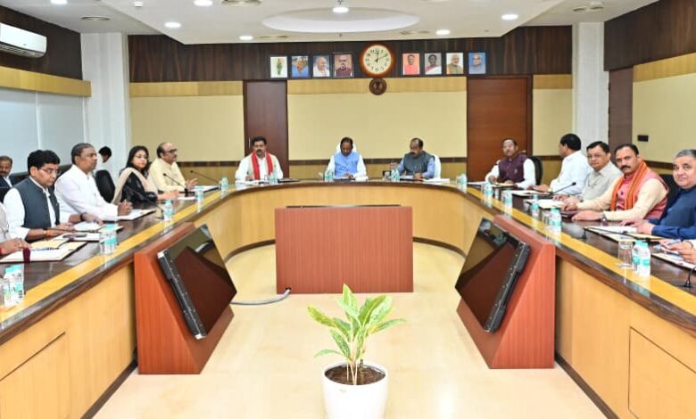 मुख्यमंत्री विष्णु देव साय की अध्यक्षता में कैबिनेट बैठक, कई अहम निर्णयों पर लगी मुहर….