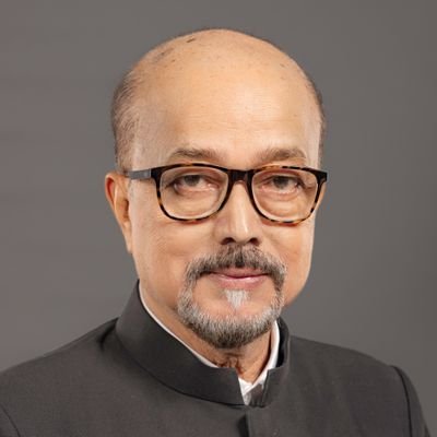 युवाओं के अंदर समाज के प्रति कुछ योगदान देने की भावना बहुत ज़रूरी, छोटी-छोटी बातों से आता है बड़ा बदलाव- राज्यपाल रमेन डेका….