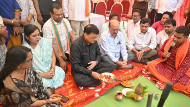 उद्योग मंत्री लखन लाल देवांगन ने शिवाजीनगर और एमपी नगर कॉलोनी को दी 14.42 करोड़ के अंडरग्राउंड सीवरेज लाइन की सौगात, 3350 मकानों को मिलेगा लाभ….. उद्योग मंत्री लखन लाल देवांगन ने शिवाजीनगर और एमपी नगर कॉलोनी को दी 14.42 करोड़ के अंडरग्राउंड सीवरेज लाइन की सौगात, 3350 मकानों को मिलेगा लाभ…..