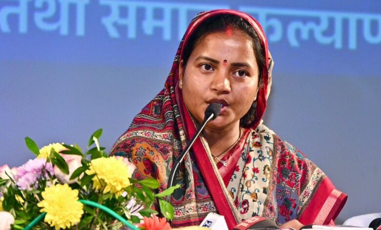 मंत्री श्रीमती लक्ष्मी राजवाड़े के प्रयासों से ग्रामीण संपर्क को नई रफ्तार : 5.10 किलोमीटर सड़क निर्माण को प्रशासनिक स्वीकृति….