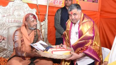 राजिम कुंभ कल्प 2026: पर्यटन एवं संस्कृति मंत्री राजेश अग्रवाल ने त्रिवेणी संगम पर संतों से की भेंट, बिहान दीदियों द्वारा बनाए गए छत्तीसगढ़ी व्यंजनों का चखा स्वाद….