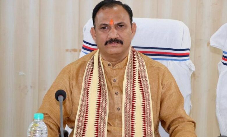 मैं जीवन की रक्षा का संकल्प लेकर, सेवा का दीप जलाने आया हूँ: स्वास्थ्य मंत्री श्याम बिहारी जायसवाल….