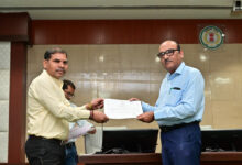 ई-ऑफिस में समयबद्ध कार्य करने और उपस्थिति में श्रेष्ठ प्रदर्शन करने वाले अधिकारी-कर्मचारियों को मुख्य सचिव ने किया सम्मानित….