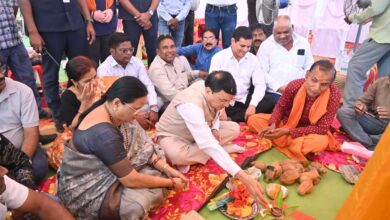 शासकीय स्कूलों के बुनियादी सुविधाओं के विकास के लिए संकल्पित होकर कार्य कर रही विष्णु देव सरकार : उद्योग मंत्री लखन लाल देवांगन….