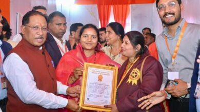 गोल्डन बुक ऑफ वर्ल्ड रिकॉर्ड में दर्ज हुआ छत्तीसगढ़ का सामूहिक विवाह, 6,412 जोड़ों के साथ सामाजिक समरसता के साथ ऐतिहासिक मिसाल…. गोल्डन बुक ऑफ वर्ल्ड रिकॉर्ड में दर्ज हुआ छत्तीसगढ़ का सामूहिक विवाह, 6,412 जोड़ों के साथ सामाजिक समरसता के साथ ऐतिहासिक मिसाल….