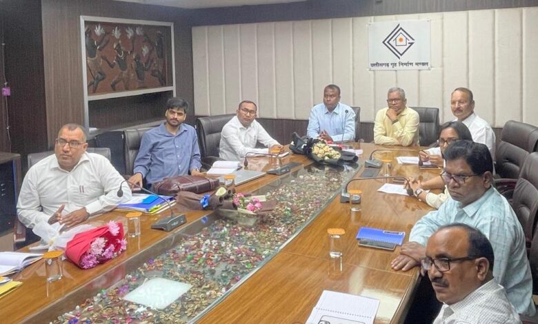झारखंड राज्य आवास बोर्ड की 6 सदस्यीय टीम छत्तीसगढ़ पहुंची, आवासीय योजनाओं और प्रक्रियाओं का करेगी अध्ययन….. झारखंड राज्य आवास बोर्ड की 6 सदस्यीय टीम छत्तीसगढ़ पहुंची, आवासीय योजनाओं और प्रक्रियाओं का करेगी अध्ययन…..