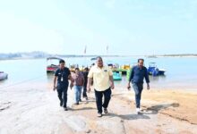 पर्यटन मंत्री राजेश अग्रवाल ने मयाली नेचर कैंप का किया निरीक्षण, पर्यटन सुविधाओं के विस्तार और बेहतर प्रबंधन के दिए निर्देश, बोटिंग का भी लिया आनंद…..