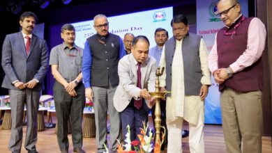 व्यक्तियों को रोजगार चाहने वाला बनने के बजाय रोजगार देने वाला बनाएं- केन्द्रीय मंत्री ओंराव…. व्यक्तियों को रोजगार चाहने वाला बनने के बजाय रोजगार देने वाला बनाएं- केन्द्रीय मंत्री ओंराव….