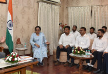 राज्यपाल रमेन डेका से प्रशिक्षणरत नायब तहसीलदारों ने की सौजन्य भेंट….