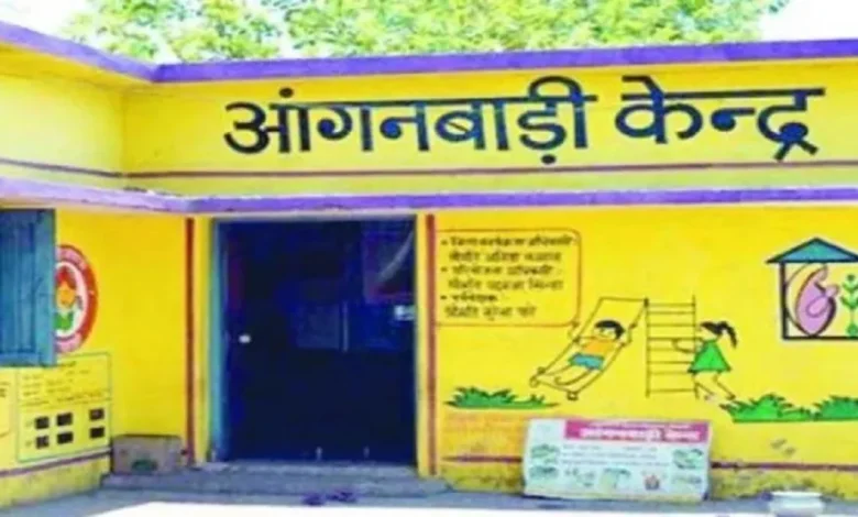 आंगनबाड़ी कार्यकर्ताओं को साड़ी वितरण तय मापदंड और पारदर्शी प्रक्रिया के तहत, तय मानक के अनुरूप नहीं होने पर बदली जाएंगी साड़ियां….