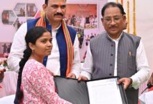 भटके कदमों को नई दिशा: सुकमा में पुनर्वास से विकास की कहानी लिख रही है सरकार, मुख्यमंत्री विष्णु देव साय ने पुनर्वास केंद्र का किया अवलोकन, पुनर्वासितों से किया आत्मीय संवाद…..