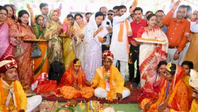 ’मुख्यमंत्री कन्या विवाह योजना: प्रदेशभर में 2300 से अधिक जोड़े बंधे परिणय सूत्र में’, ’महिला एवं बाल विकास मंत्री लक्ष्मी राजवाड़े ने सूरजपुर से दिया महिला सशक्तिकरण का संदेश’…..