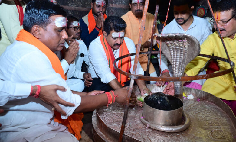’उप मुख्यमंत्री विजय शर्मा ने भोरमदेव मंदिर में की पूजा अर्चना’…..