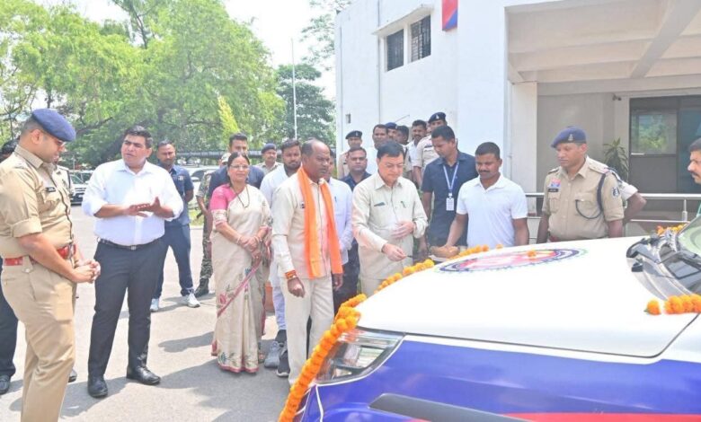 कोरबा जिले को मिली 22 नए डायल 112 वाहनों की सौगात, उद्योग मंत्री लखनलाल देवांगन ने दिखाई हरी झंडी, मिलेंगी आपातकालीन सेवाएँ….