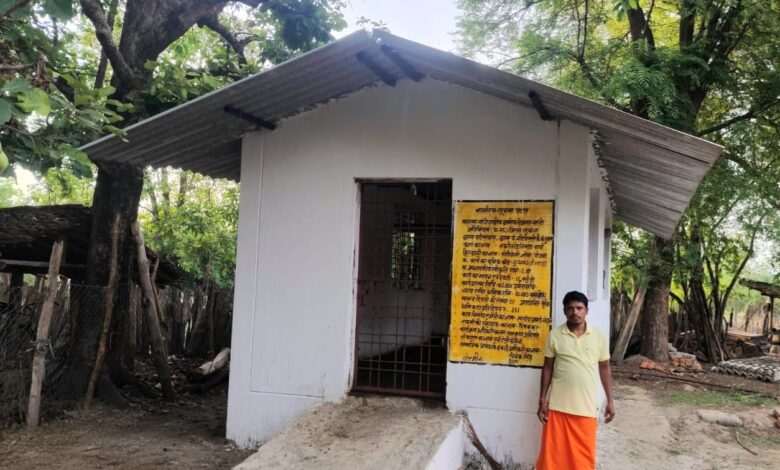 सुशासन तिहार में त्वरित कार्रवाई : पोड़ियामी जोगा को मिला 1.10 लाख रुपये का बकरी शेड….. सुशासन तिहार में त्वरित कार्रवाई : पोड़ियामी जोगा को मिला 1.10 लाख रुपये का बकरी शेड…..