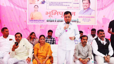 उद्योग मंत्री देवांगन ने 99 लाख 78 हजार रूपए के सड़क डामरीकरण कार्य का भूमिपूजन किया….