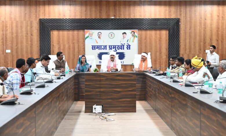 नक्सल मुक्त बस्तर के नव निर्माण में समाज निभाए अग्रणी भूमिका : उप मुख्यमंत्री विजय शर्मा…..