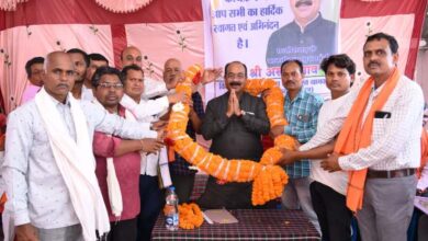 उप मुख्यमंत्री अरुण साव ने 5 गांवों में लगाई चौपाल, 56 लाख रुपए के विकास कार्यों की घोषणा की, युवाओं को दिए क्रिकेट किट….