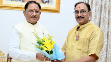 मुख्यमंत्री से छत्तीसगढ़ योग आयोग के नवनियुक्त अध्यक्ष संजय अग्रवाल ने की सौजन्य मुलाकात….