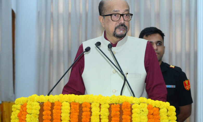 जीवन में ऐसा कार्य करें जिसमें केवल पाना नहीं, समाज को कुछ देना हो- राज्यपाल रमेन डेका….