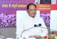 शासकीय योजनाओं का लाभ हर पात्र परिवार तक पहुंचे, प्रशासन संवेदनशीलता और जवाबदेही के साथ करे कार्य : मुख्यमंत्री विष्णुदेव साय…..