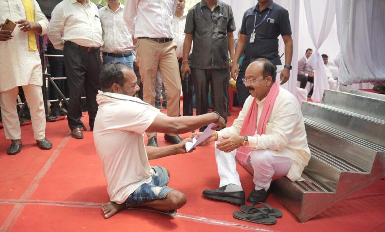 सुशासन तिहार 2026 : उप मुख्यमंत्री अरुण साव की संवेदनशीलता से दिव्यांग कपिल के चेहरे पर लौटी मुस्कान’….
