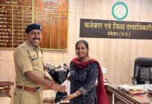 CG:नवपदस्थ एसपी त्रिलोक बंसल (IPS) ने कलेक्टर प्रतिष्ठा ममगाईं से किये सौजन्य भेंट, कानून- व्यवस्था व समन्वय पर हुई चर्चा
