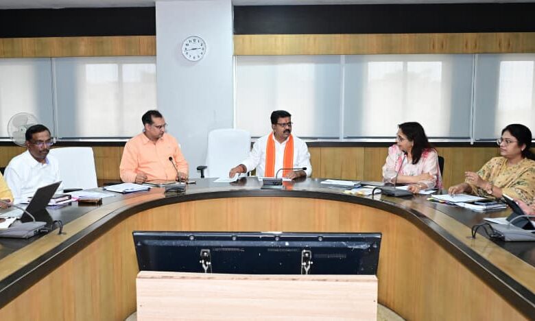 छत्तीसगढ़ में एआई (AI) तकनीक से होगा पीएमजीएसवाई सड़कों का निरीक्षण- उप मुख्यमंत्री विजय शर्मा का बड़ा फैसला…. छत्तीसगढ़ में एआई (AI) तकनीक से होगा पीएमजीएसवाई सड़कों का निरीक्षण- उप मुख्यमंत्री विजय शर्मा का बड़ा फैसला….