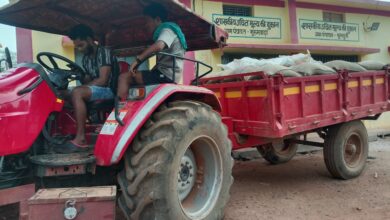 नारायणपुर जिला प्रशासन की अनूठी पहल- दुर्गम वनांचल गांवों तक ट्रैक्टर से पहुंचाया गया, 3 माह का राशन, 151 परिवारों को मिली बड़ी राहत….. नारायणपुर जिला प्रशासन की अनूठी पहल- दुर्गम वनांचल गांवों तक ट्रैक्टर से पहुंचाया गया, 3 माह का राशन, 151 परिवारों को मिली बड़ी राहत…..