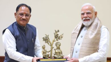 प्रधानमंत्री नरेंद्र मोदी से मुख्यमंत्री विष्णु देव साय ने की भेंट,छत्तीसगढ़ के विकास और ‘बस्तर विजन’ पर हुई विस्तृत चर्चा