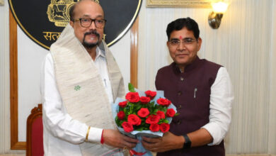 राज्यपाल रमेन डेका से उच्च शिक्षा मंत्री वर्मा ने की सौजन्य भेंट….