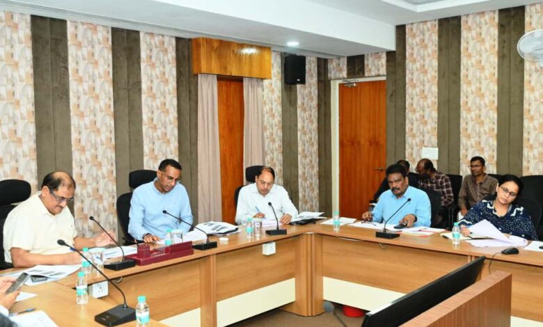 लोक निर्माण विभाग के सचिव ने जेलों में निर्माणाधीन कार्यों की प्रगति की समीक्षा की…..