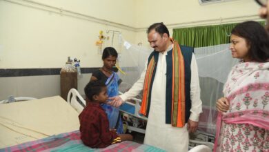 स्वास्थ्य मंत्री जायसवाल ने कांकेर जिला अस्पताल सहित विभिन्न स्वास्थ्य केन्द्रों का निरीक्षण, मरीजों व परिजनों से मुलाकात कर जाना हालचाल….. स्वास्थ्य मंत्री जायसवाल ने कांकेर जिला अस्पताल सहित विभिन्न स्वास्थ्य केन्द्रों का निरीक्षण, मरीजों व परिजनों से मुलाकात कर जाना हालचाल…..