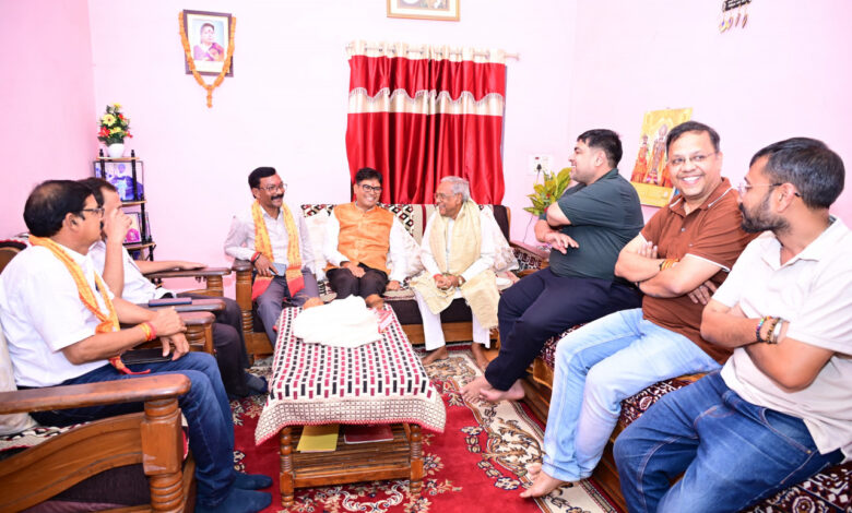 सेवा, सुशासन और जनकल्याण के 12 वर्ष पूर्ण होने पर विशेष जनसंपर्क अभियान के तहत वित्त मंत्री ओ.पी. चौधरी ने प्रबुद्ध नागरिकों से किया संवाद….