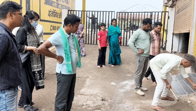 मुख्यमंत्री के सख्त निर्देशों पर अवैध उर्वरक एवं कीटनाशक के कारोबार पर बड़ी कार्रवाई, बिना लाइसेंस उर्वरक-कीटनाशक का भंडारण और निर्माण कर रहे दो गोदाम सील, भारी मात्रा में सामग्री जब्त…