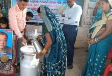 श्वेत क्रांति से संवरती ग्रामीण तकदीर: धमतरी में सहकारिता और महिला नेतृत्व से लिखी जा रही आत्मनिर्भरता की नई गाथा…..