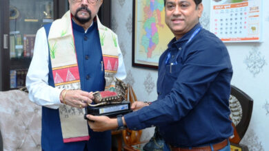 राज्यपाल रमेन डेका से एनएचएआई के क्षेत्रीय अधिकारी आलोक कुमार ने की भेंट…. राज्यपाल रमेन डेका से एनएचएआई के क्षेत्रीय अधिकारी आलोक कुमार ने की भेंट….